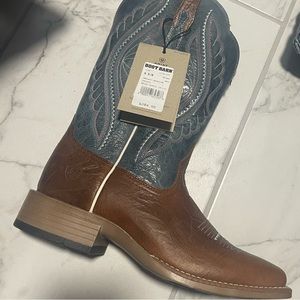 Ariat leather and blue cowboy western boots